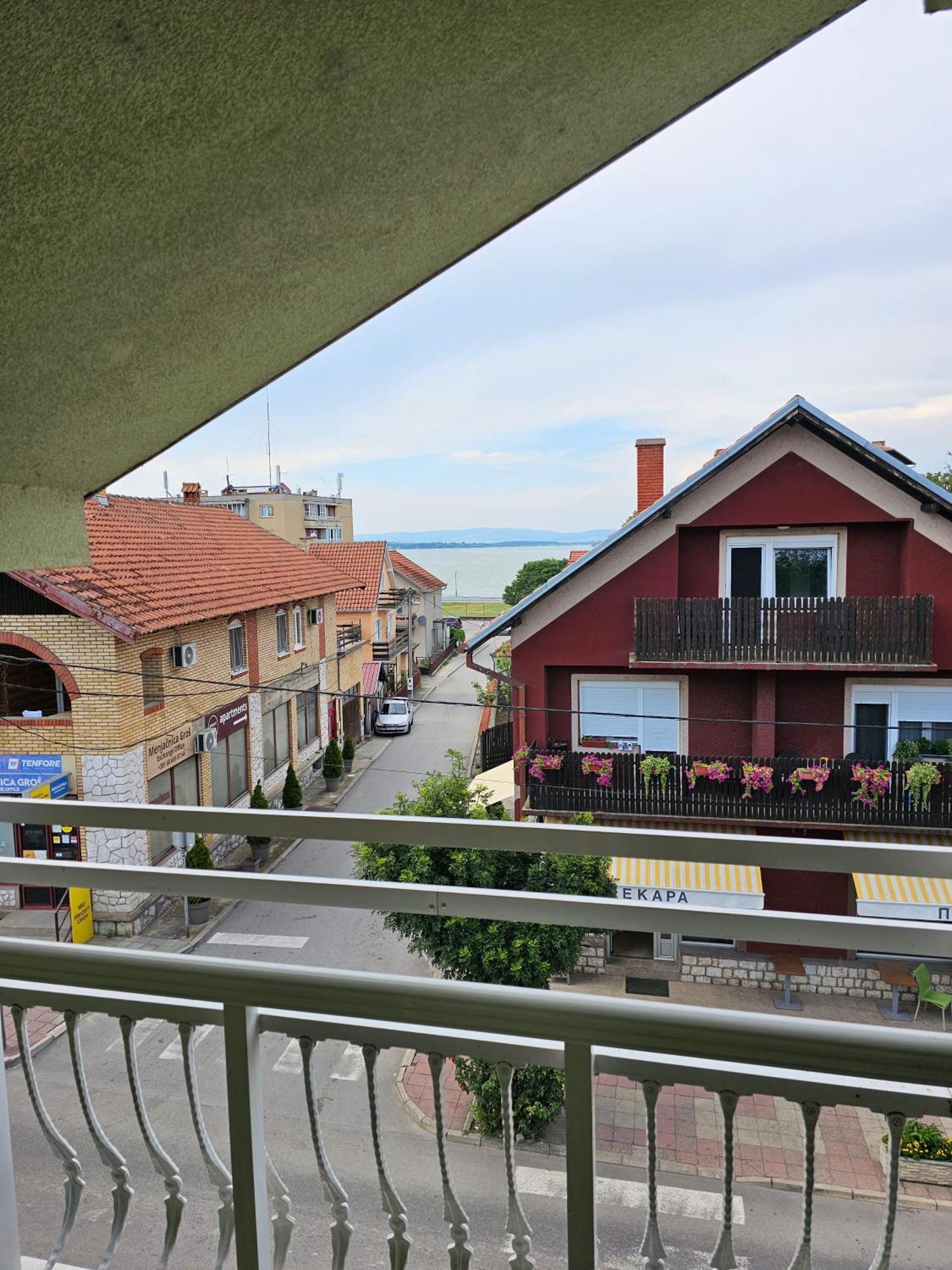 Apartmani Royal Residence Golubac Exterior foto
